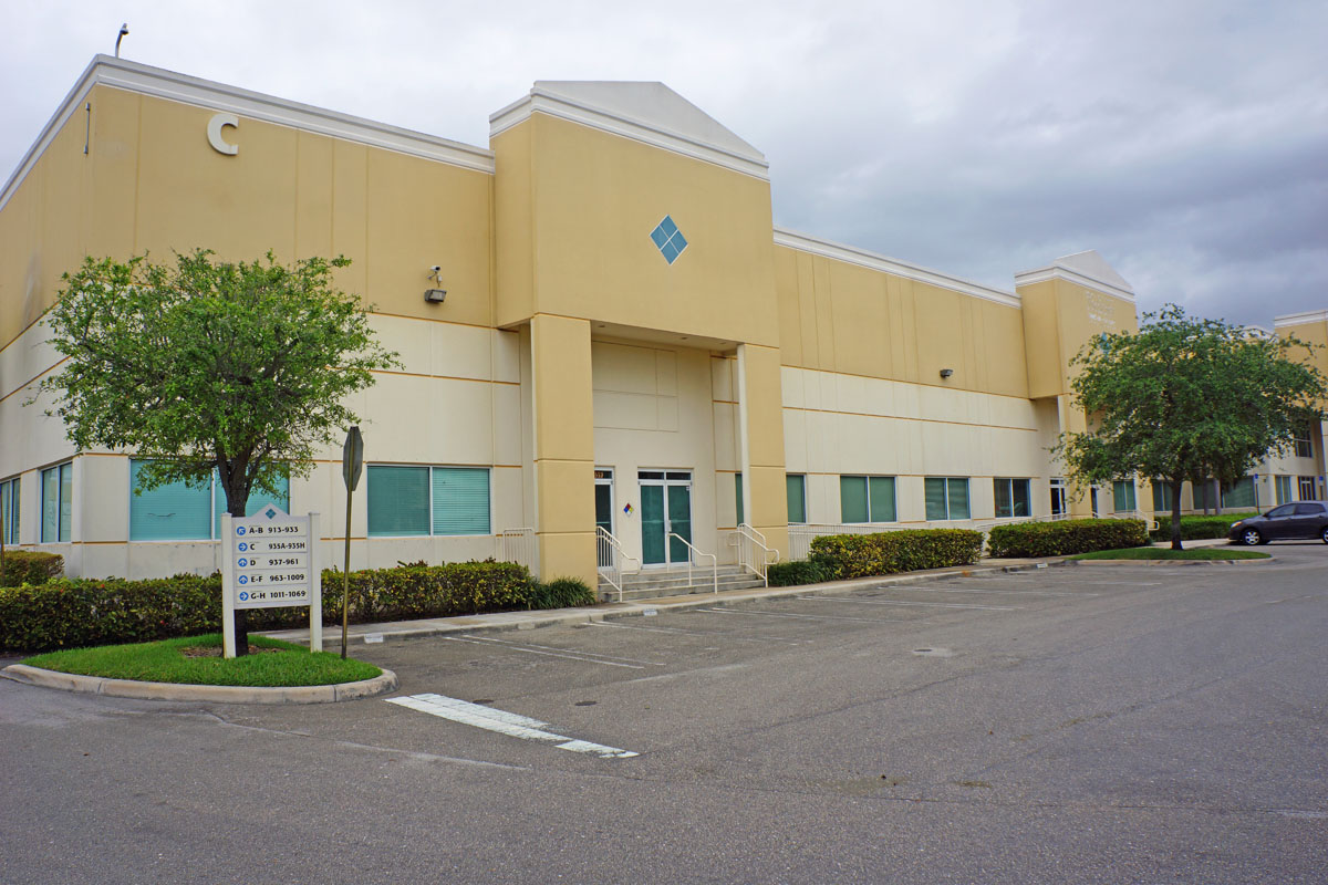 Contractors Business Park Pompano Beach